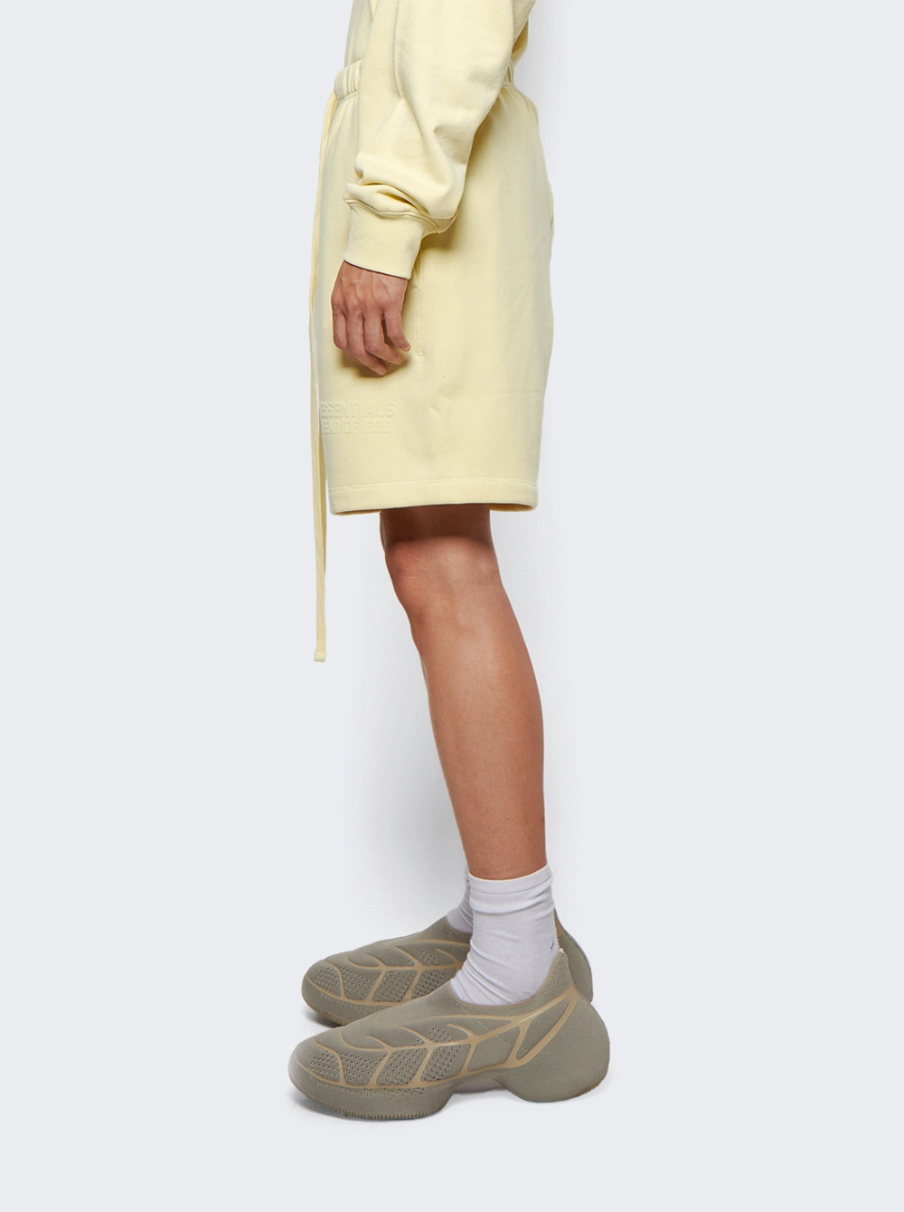 Fear of God ESSENTIALS Shorts 'Canary'