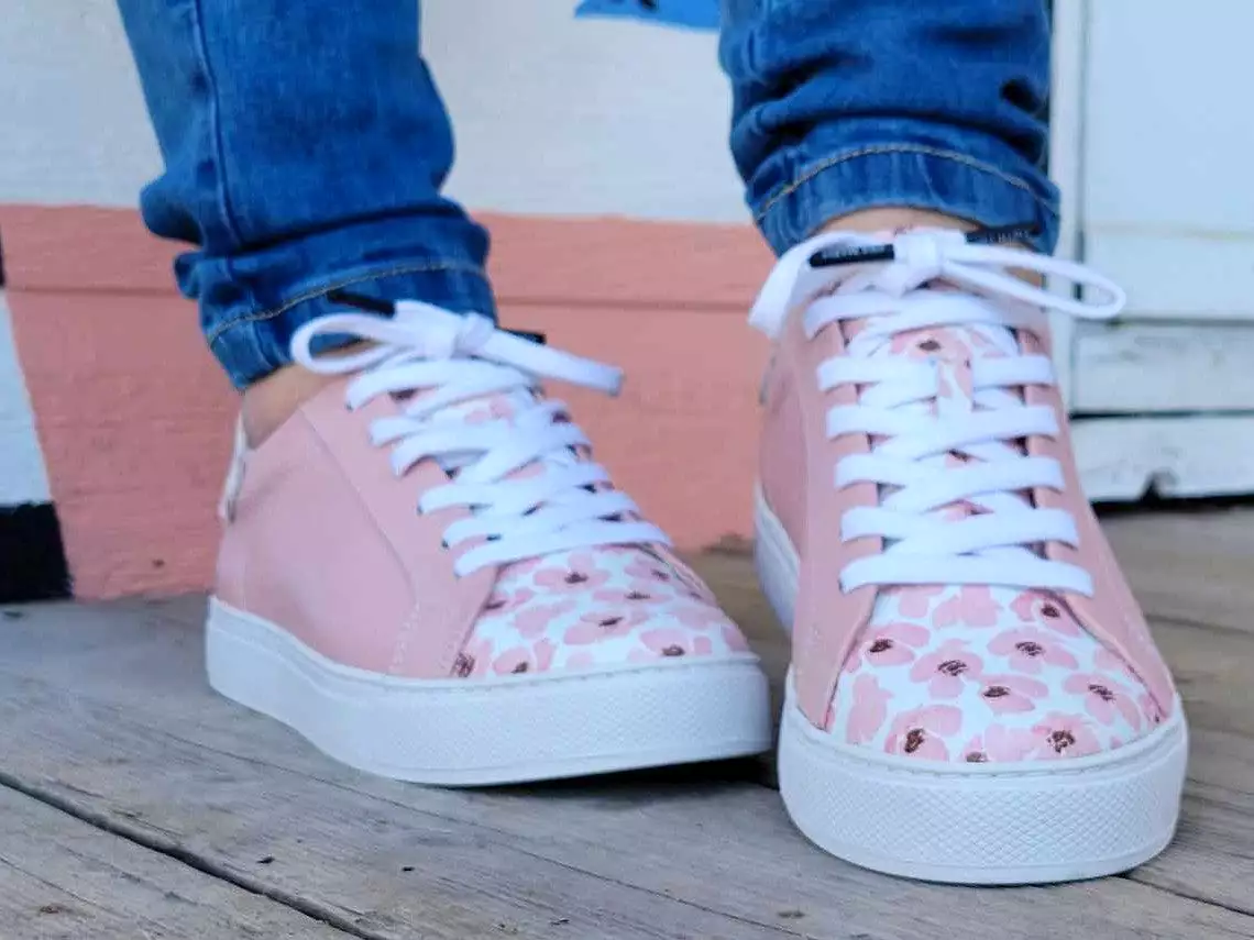 La Vie En Rose Sneaker