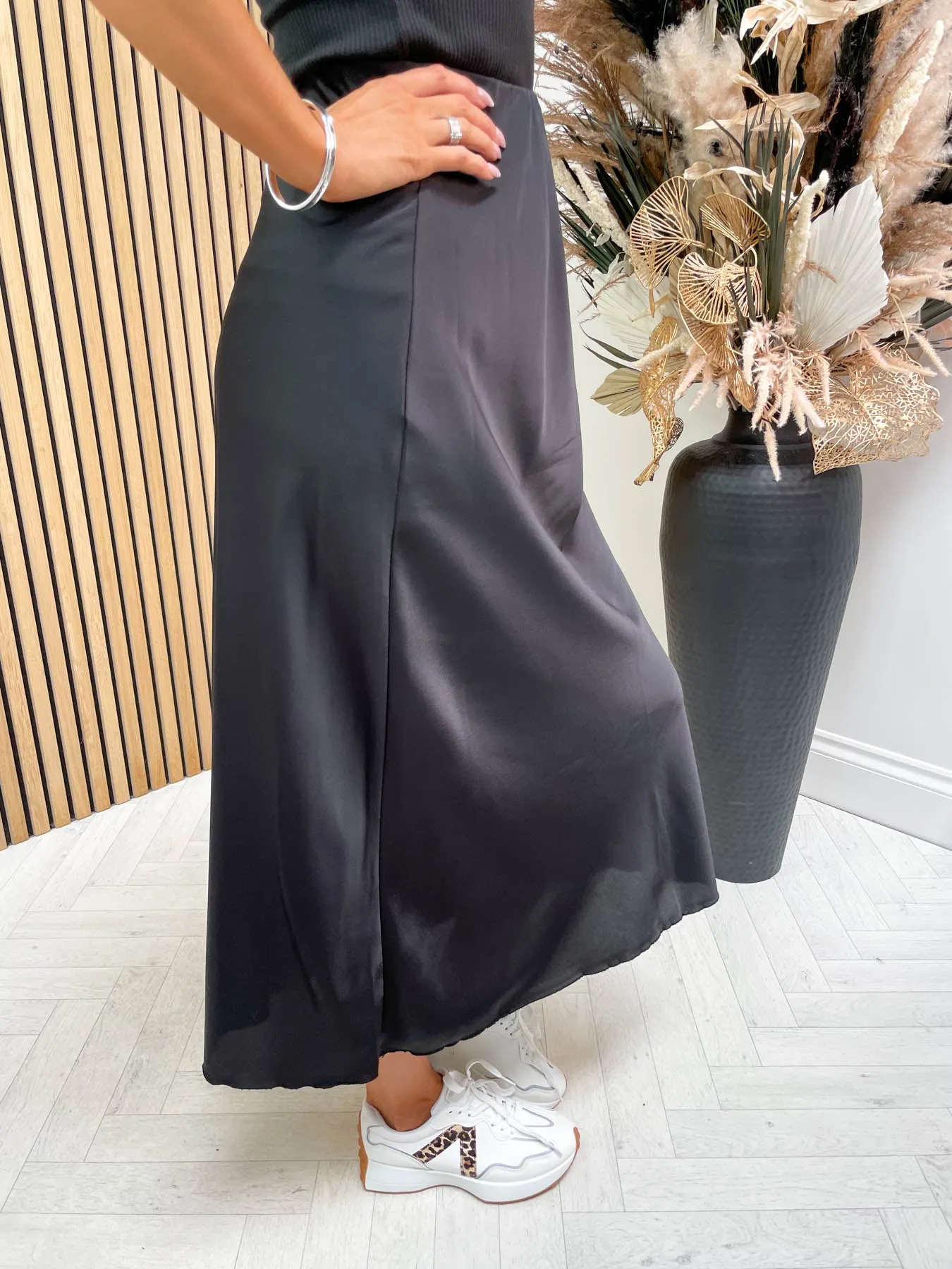 Lily Midi Skirt