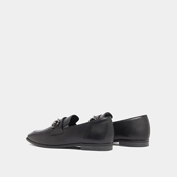 Loafers with square bits and boxes in black leather