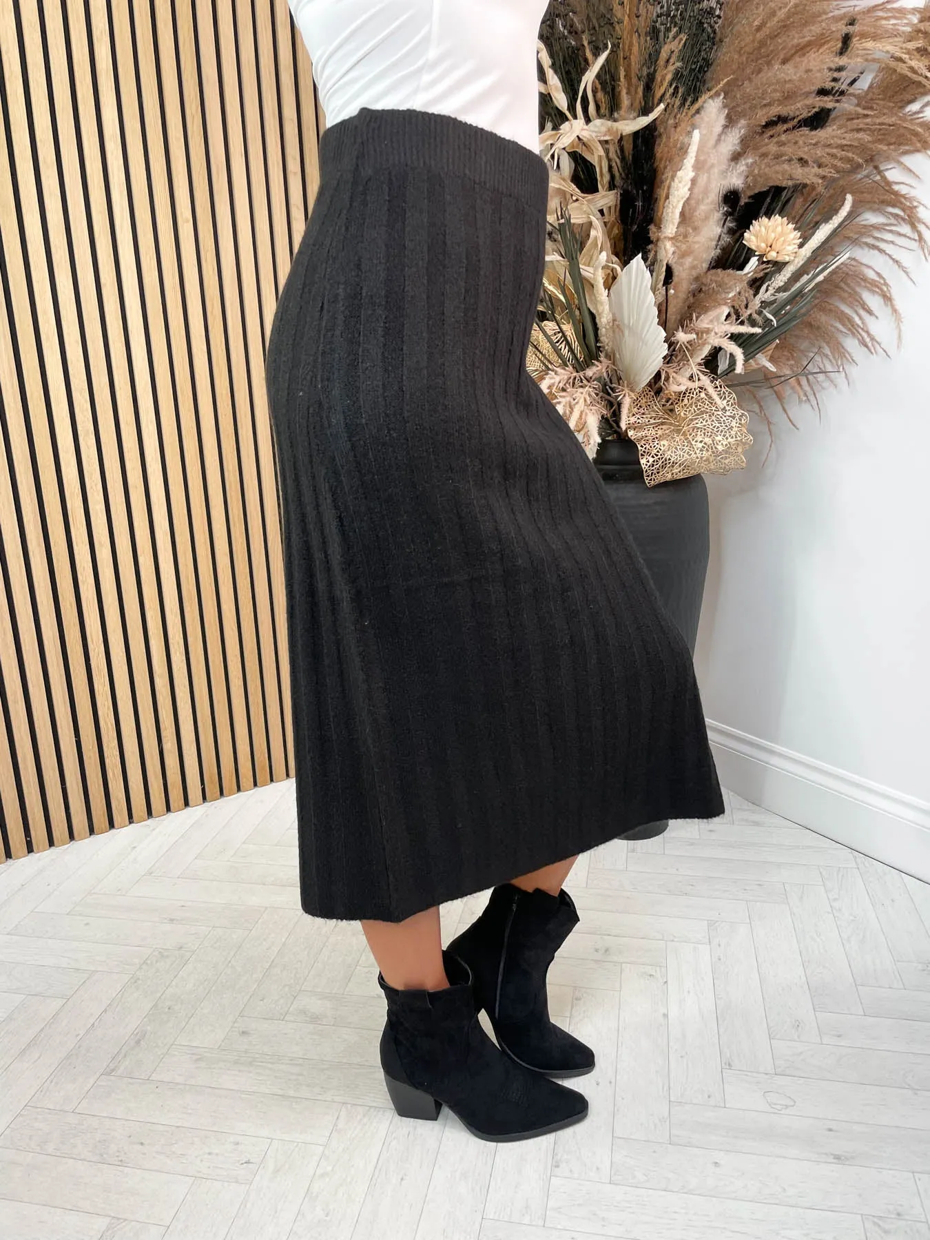 Marianne Slim Skirt