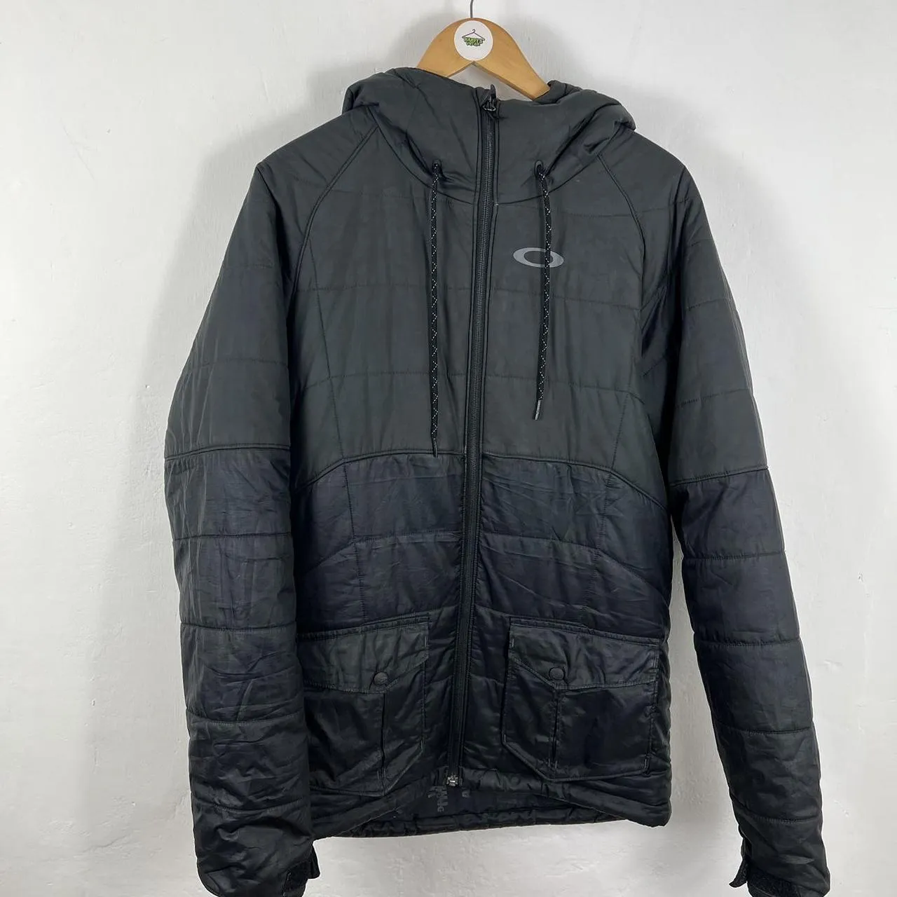 Oakley puffer jacket medium