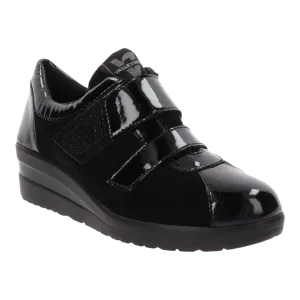 Sneakers da donna con strappi e con zeppa  nero Cod: 36205