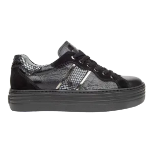 Sneakers da donna  nero Cod: I117002D