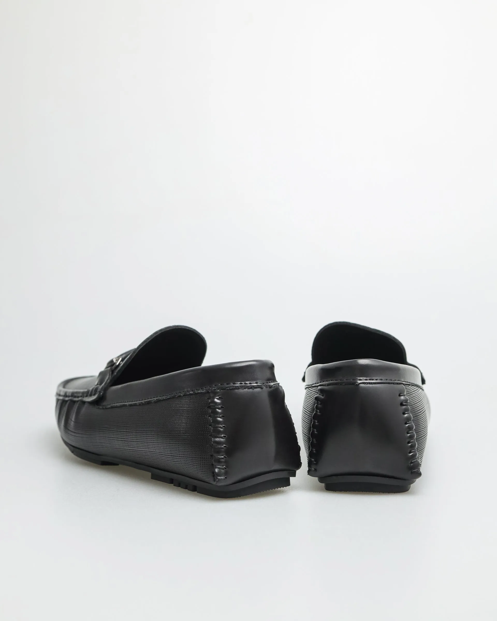 Tomaz C545 Men's Buckle Moccasins (Black)