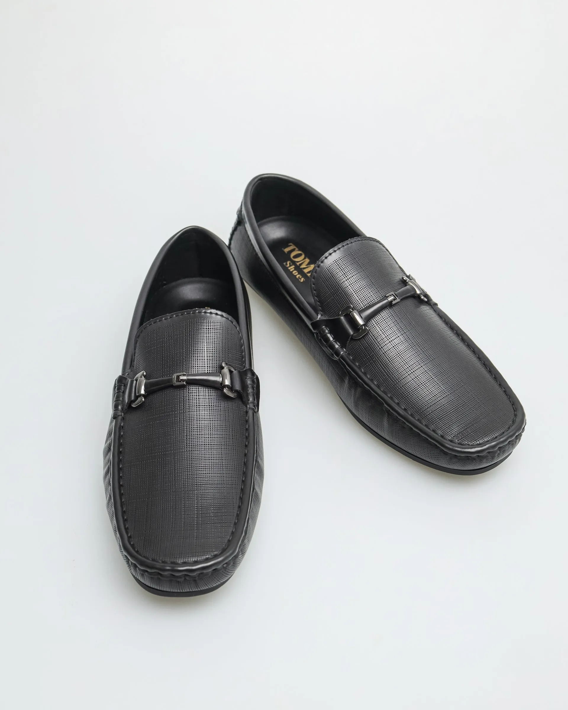 Tomaz C545 Men's Buckle Moccasins (Black)