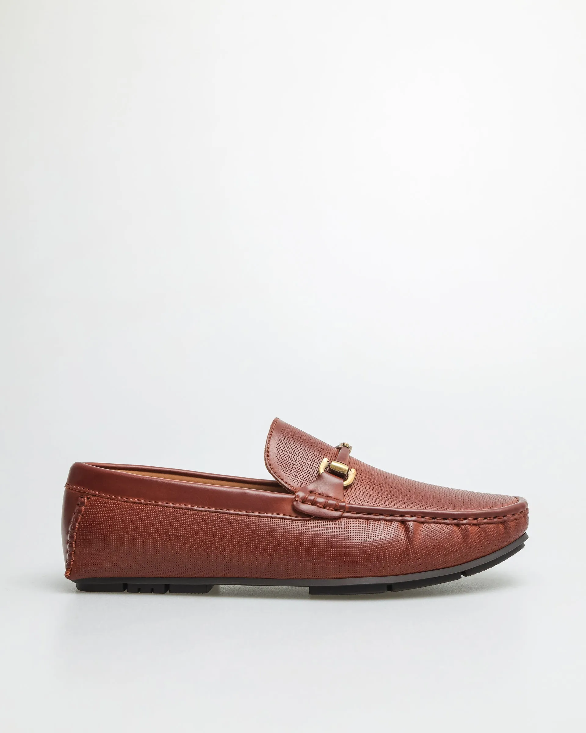 Tomaz C545 Men's Buckle Moccasins (Brown)