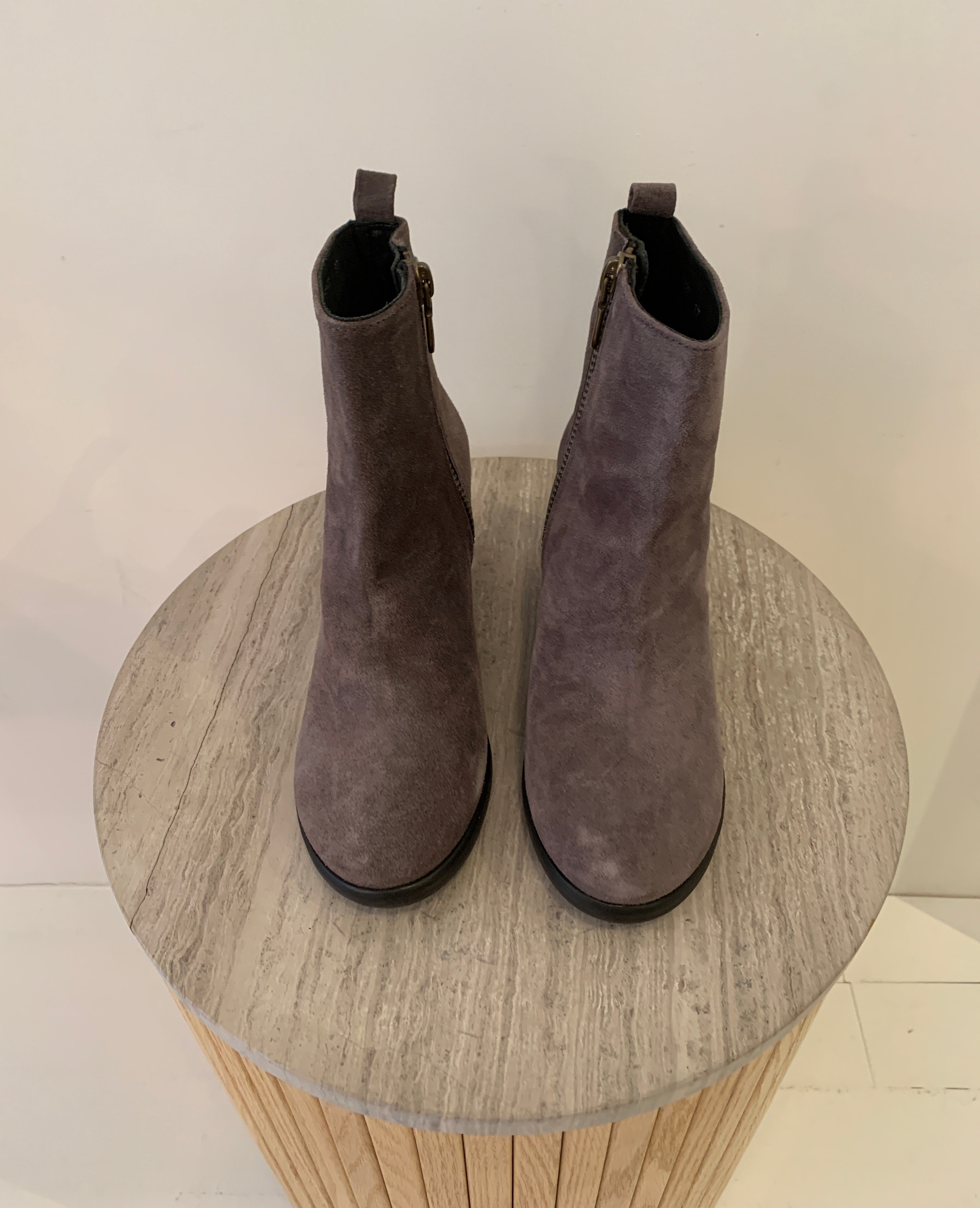 Warehouse Sale - P.Monjo Boots Smoke Suede