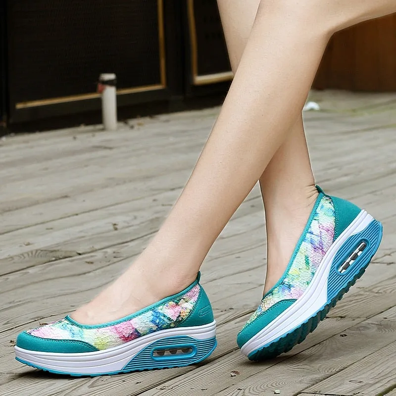 Women's Summer Round Toe Patchwork Pattern Slip-On Flat Shoes